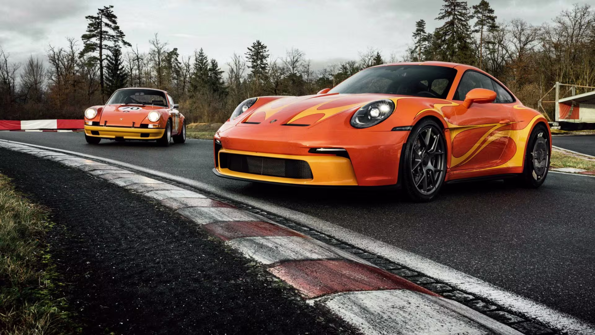 Porsche 911 S/T Sonderwunsch inspirado em carro histórico da Camel GT Challenge