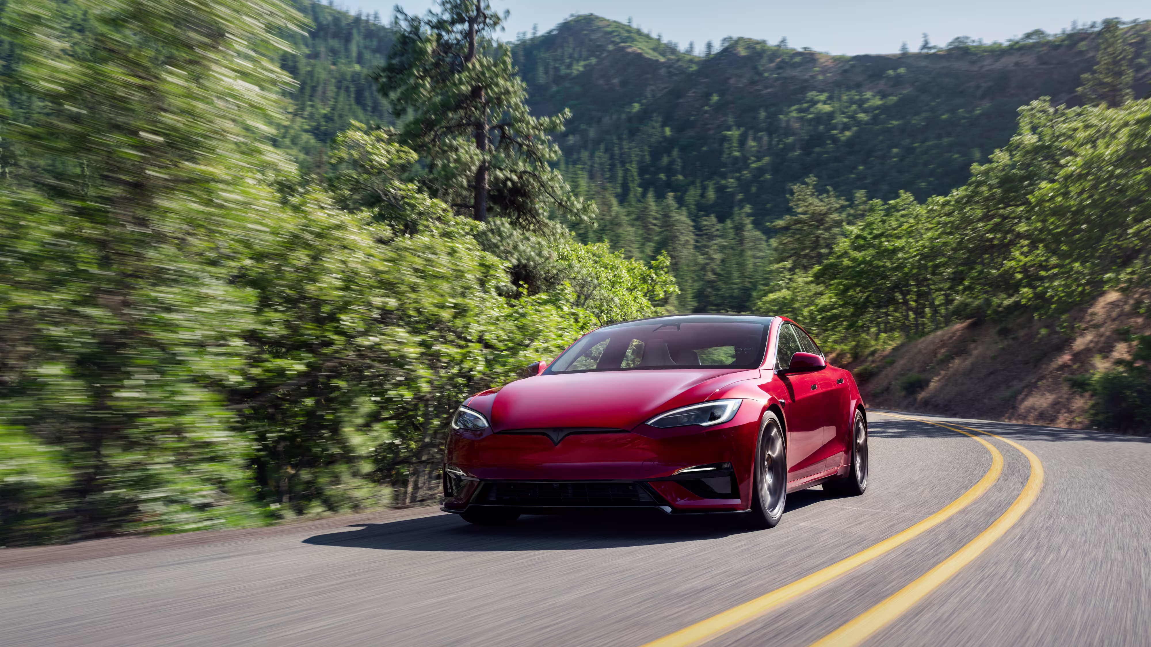 Tesla Model S saída de linha