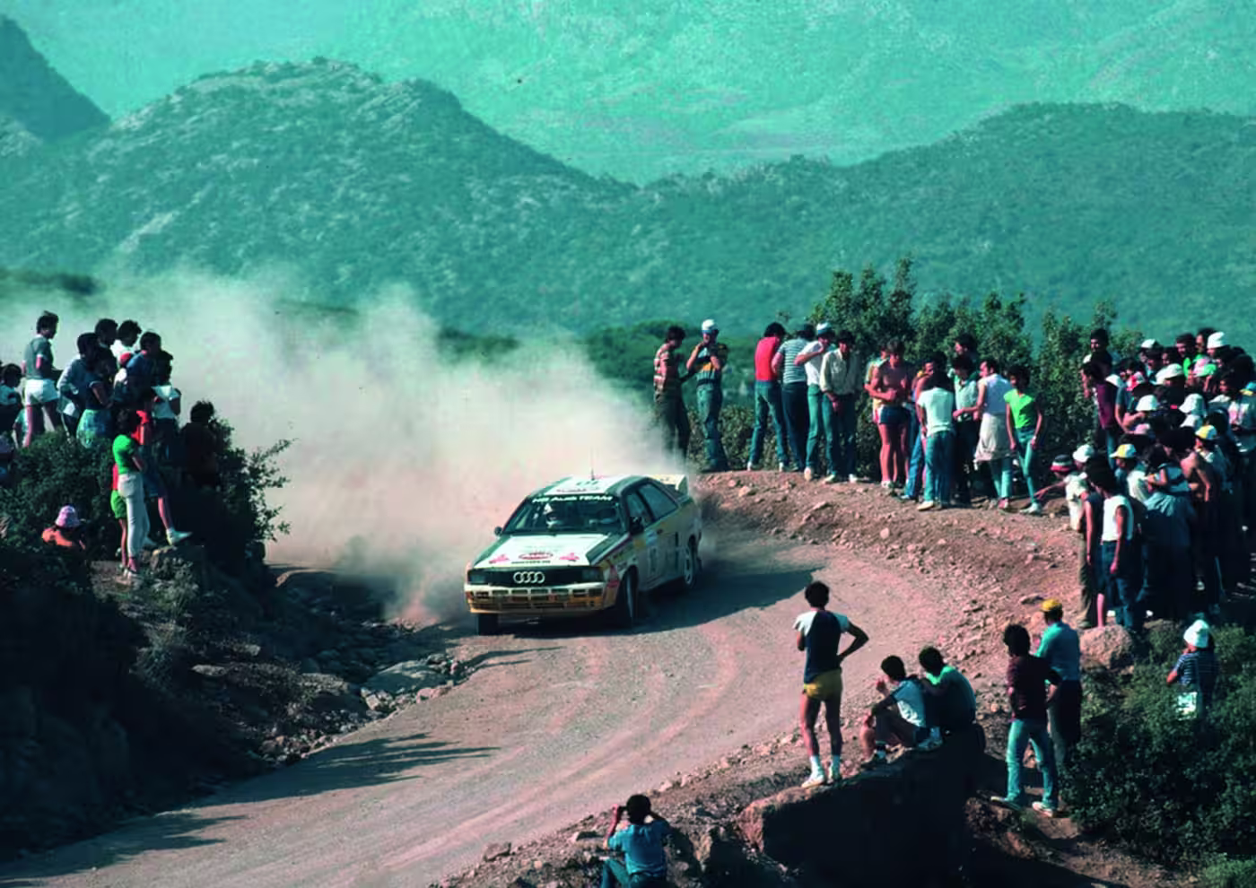 Audi Sport quattro S1 em imagem oficial da Audi 13