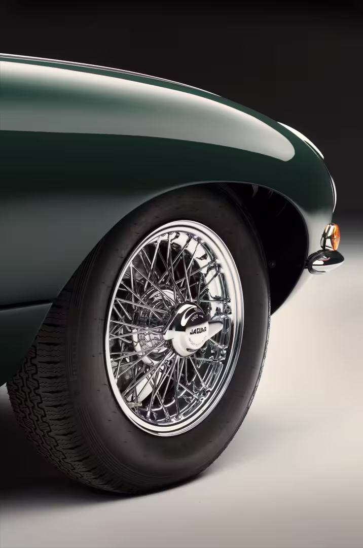 Jaguar E-Type 60 Collection: o clássico de 1961 restaurado pela Jaguar Classic