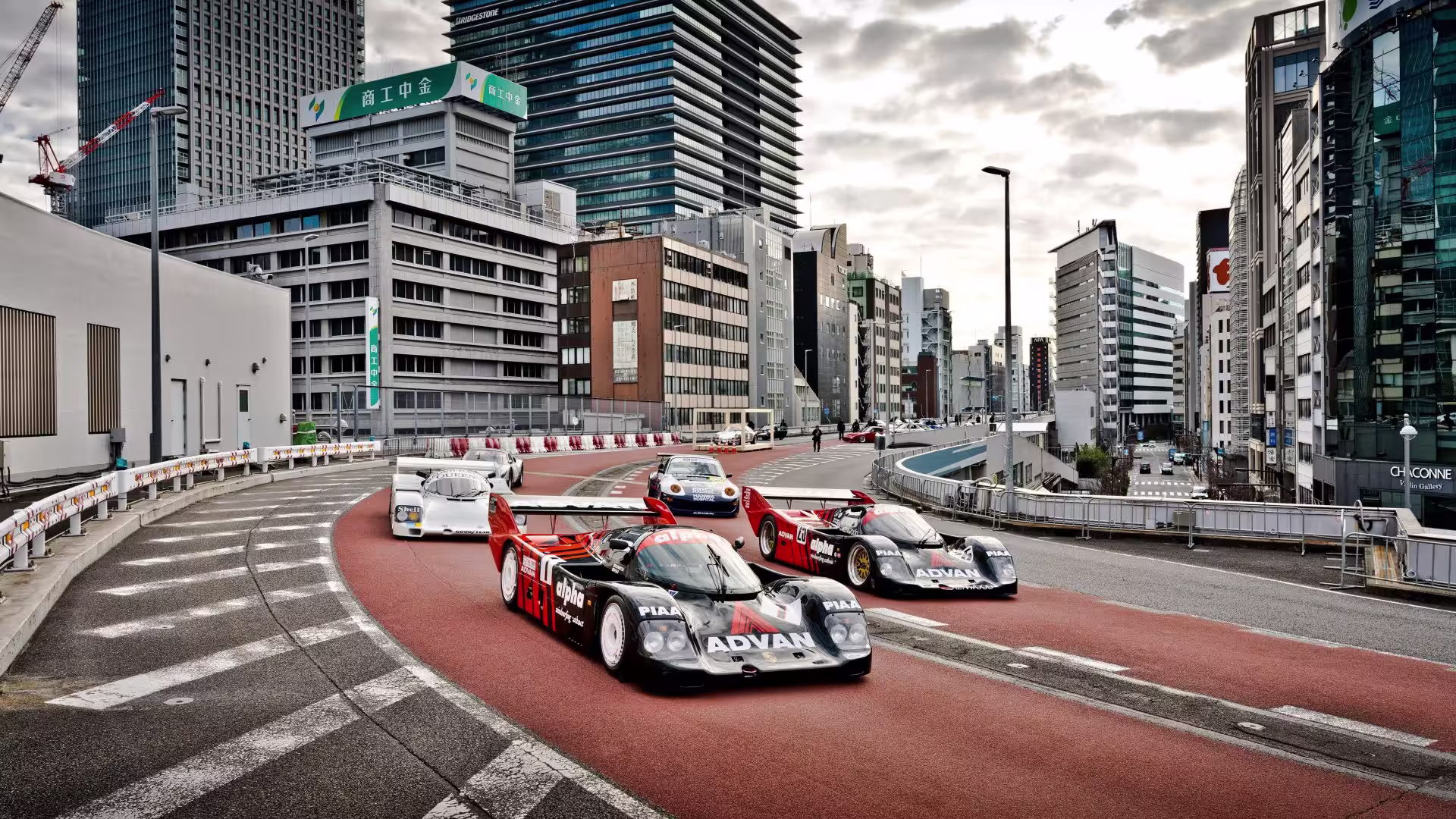 Porsches clássicos no Luft Tokyo: 910, 956, 935 e 911 contam a engenharia da marca