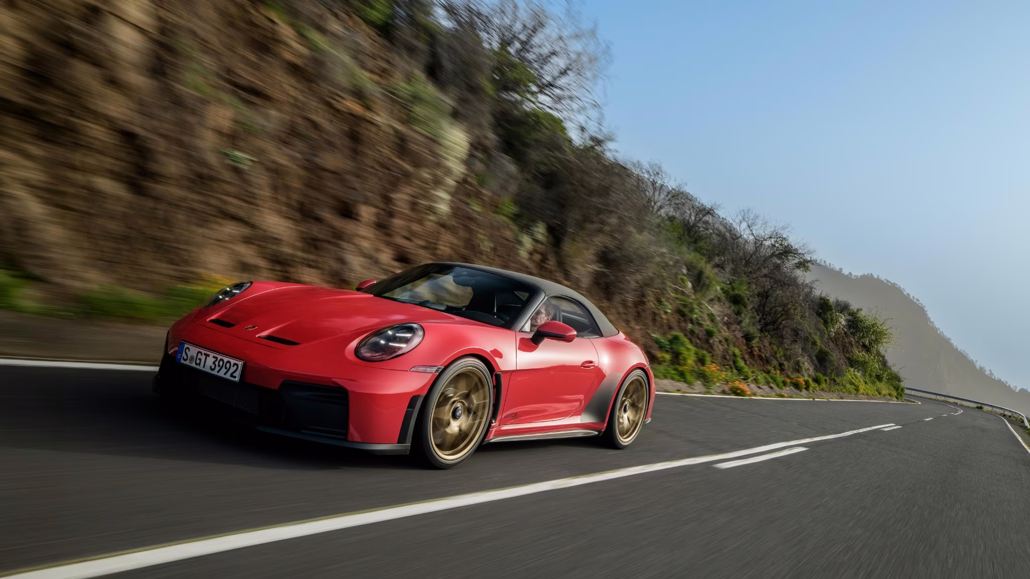 Novo Porsche 911 GT3 S/C em imagem oficial da marca