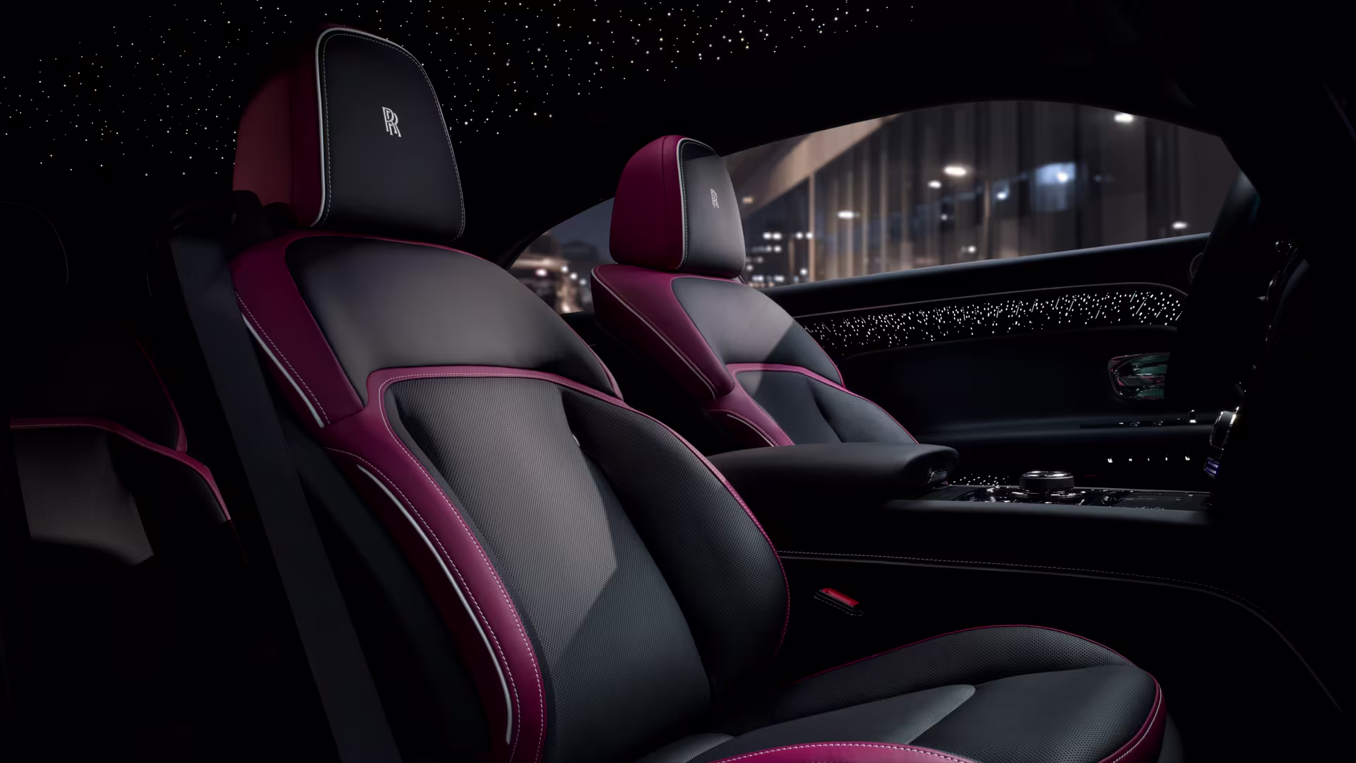 Detalhe oficial do lançamento Rolls-Royce