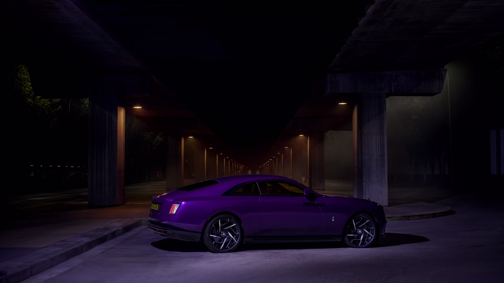 Interior do Black Badge Spectre
