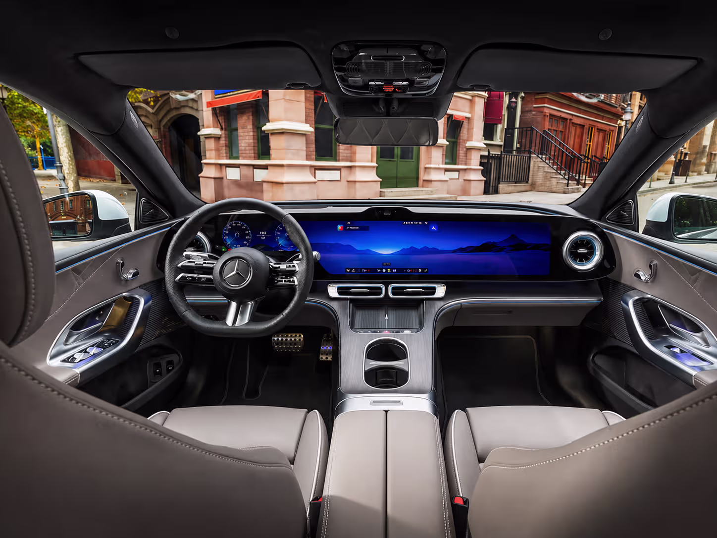 Cockpit Mercedes-Benz com Hyperscreen