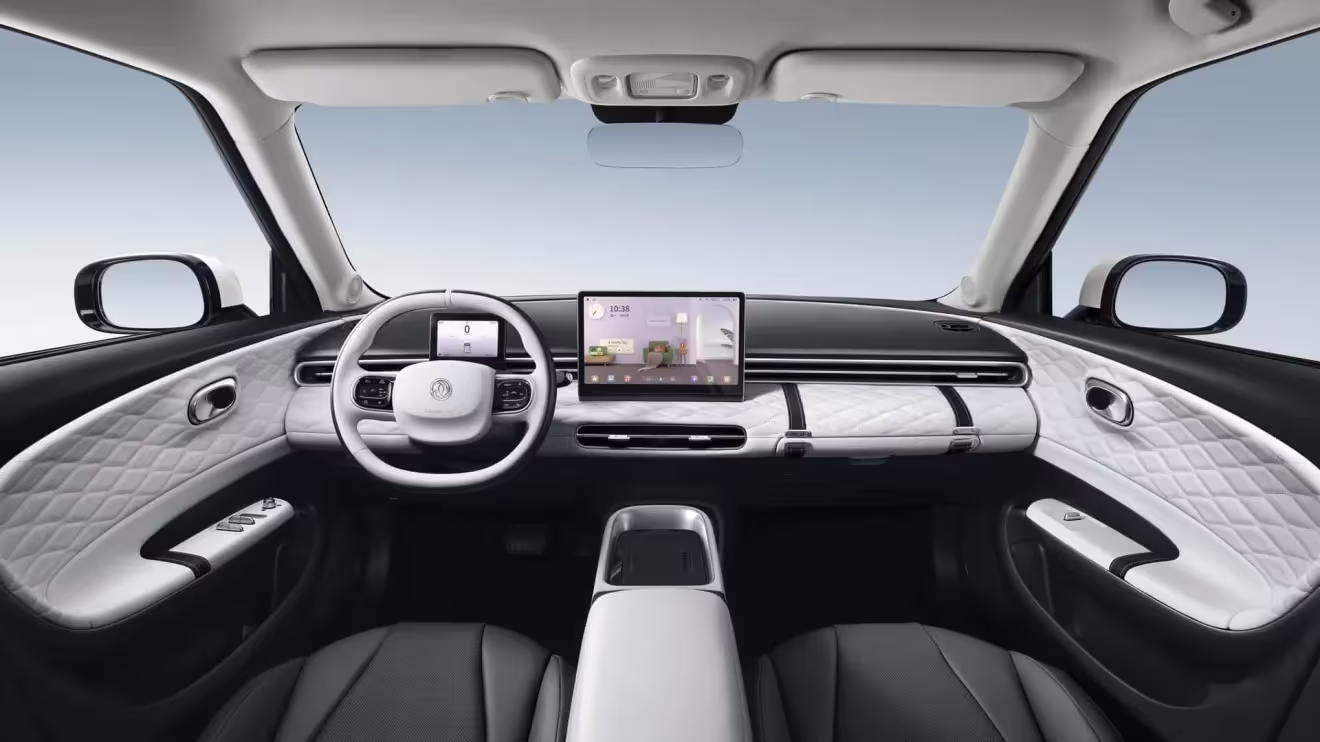 Interior do Dongfeng Box