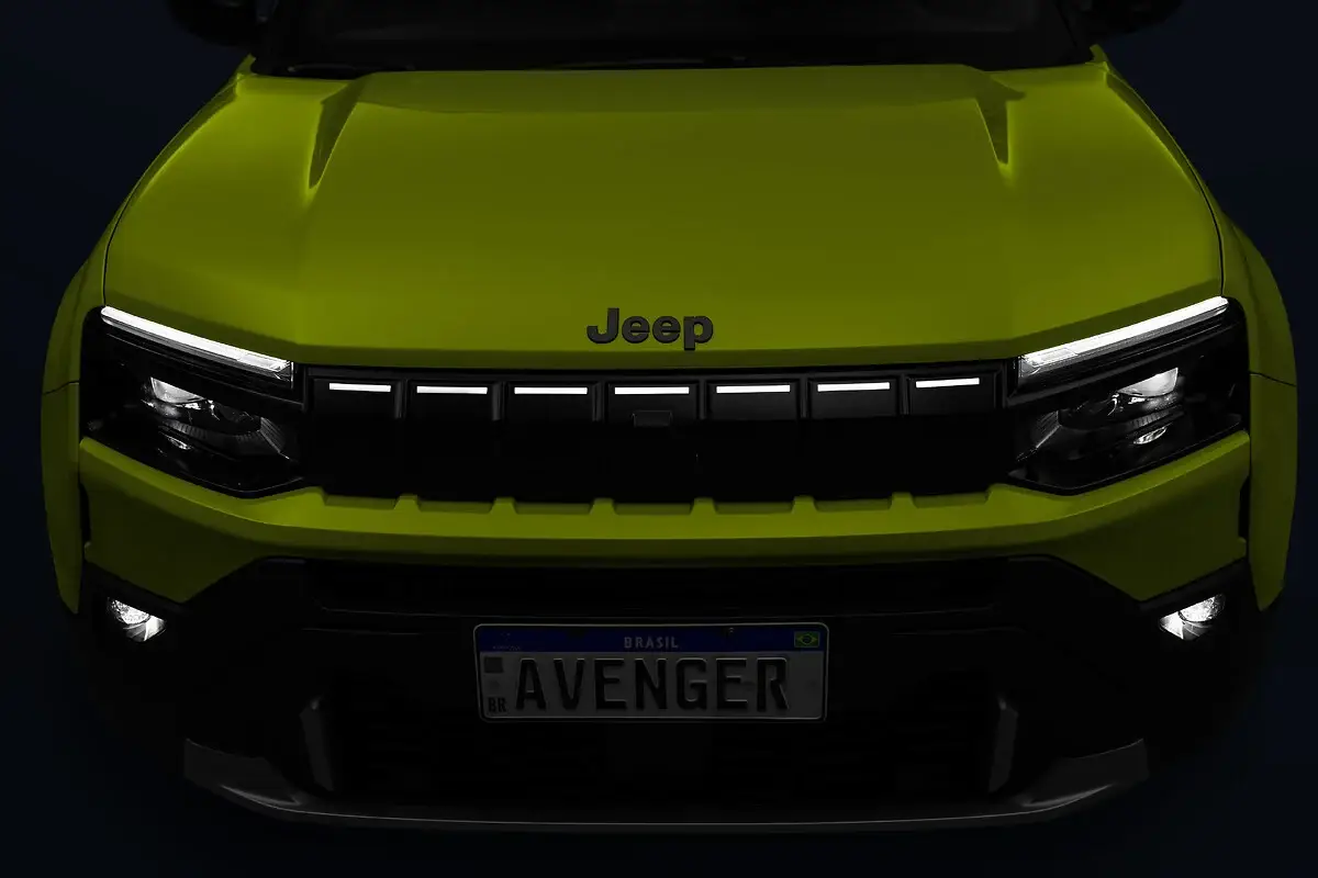 Jeep Avenger 2027 grade frontal