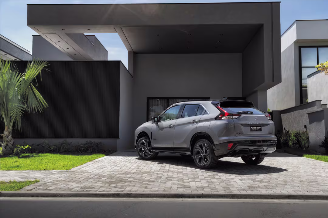 Traseira do Mitsubishi Eclipse Cross