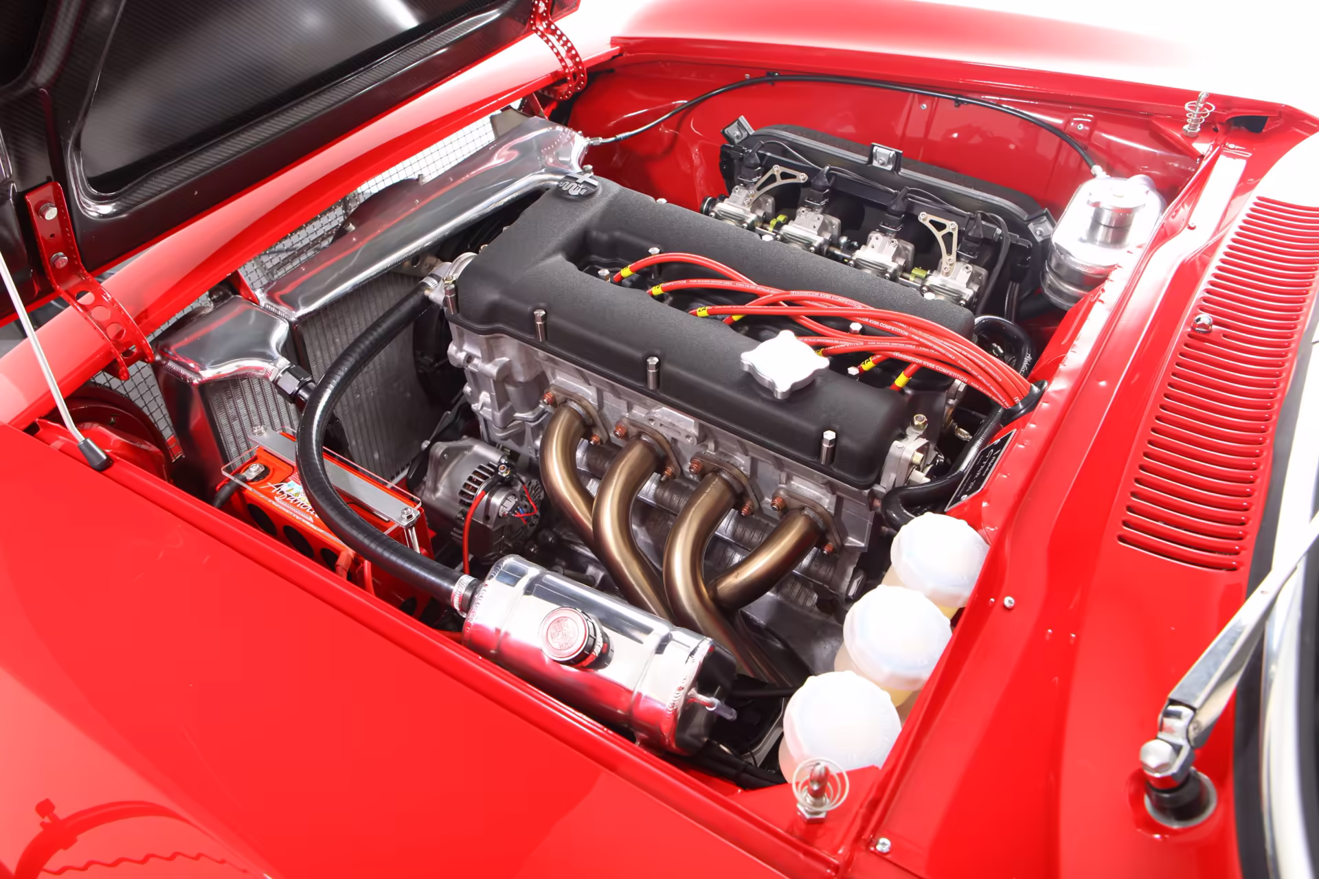 Alfa Romeo GTA-R 290 build 021 vermelho Alfa Rosso 501 em três quartos frontal