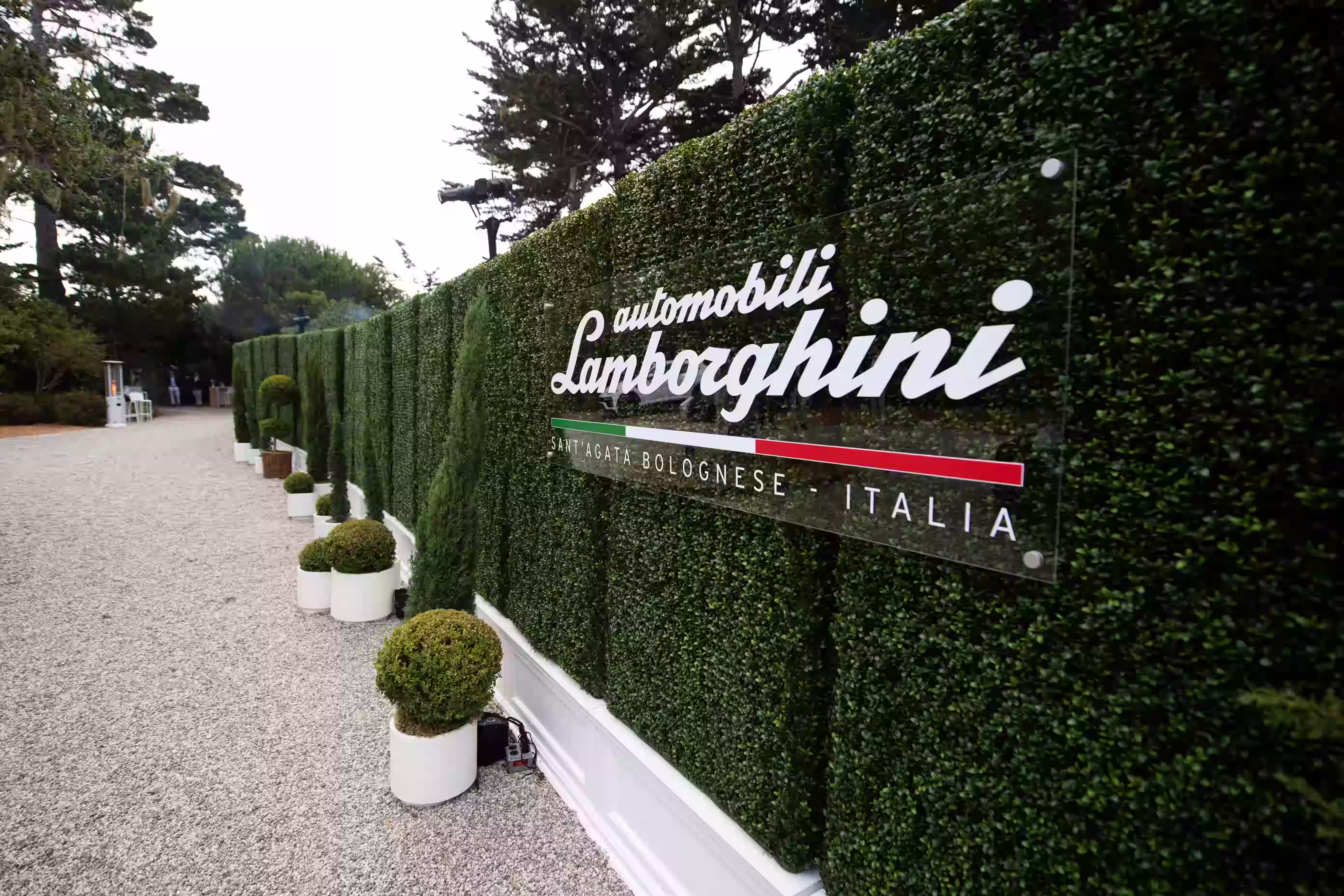 Placa da Lamborghini Lounge em Monterey