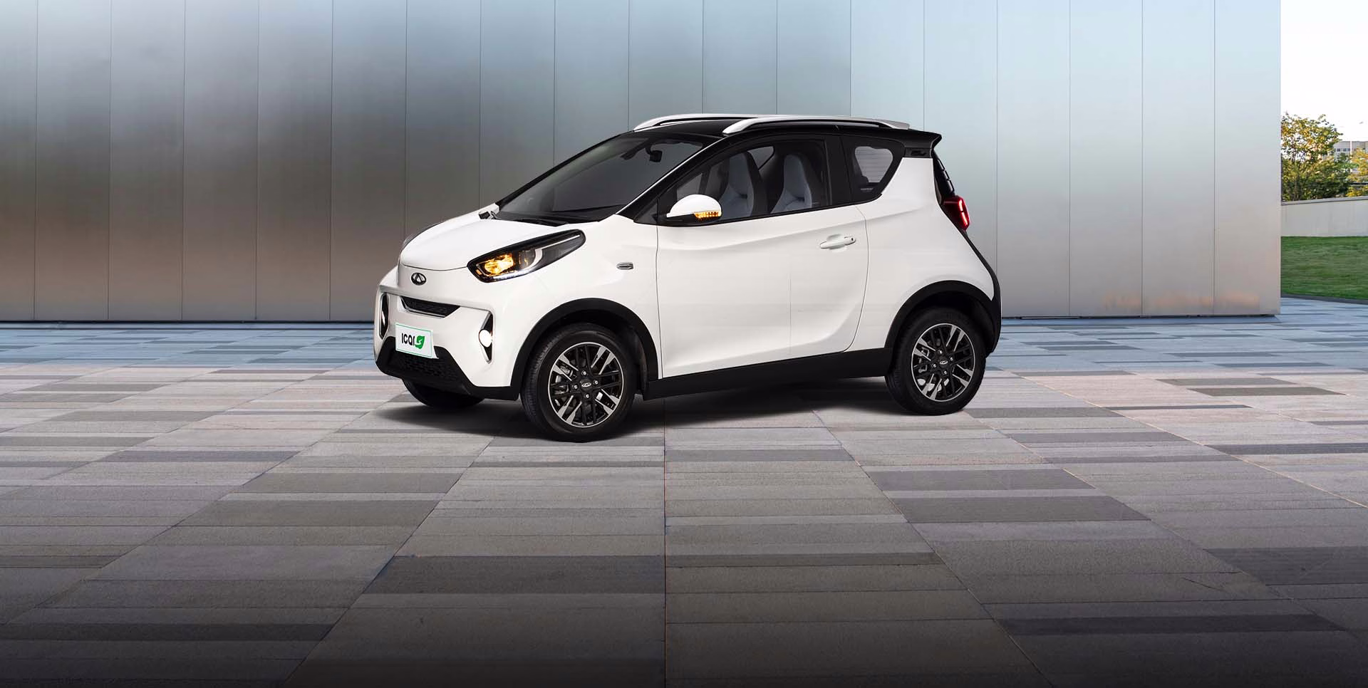 CAOA Chery iCar em três quartos dianteiros